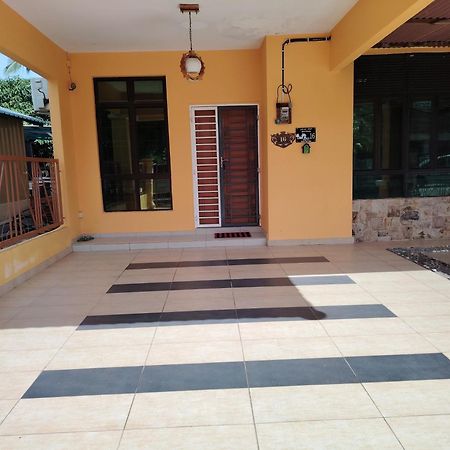 Afwan Homestay Klebang Melaka Eksteriør billede